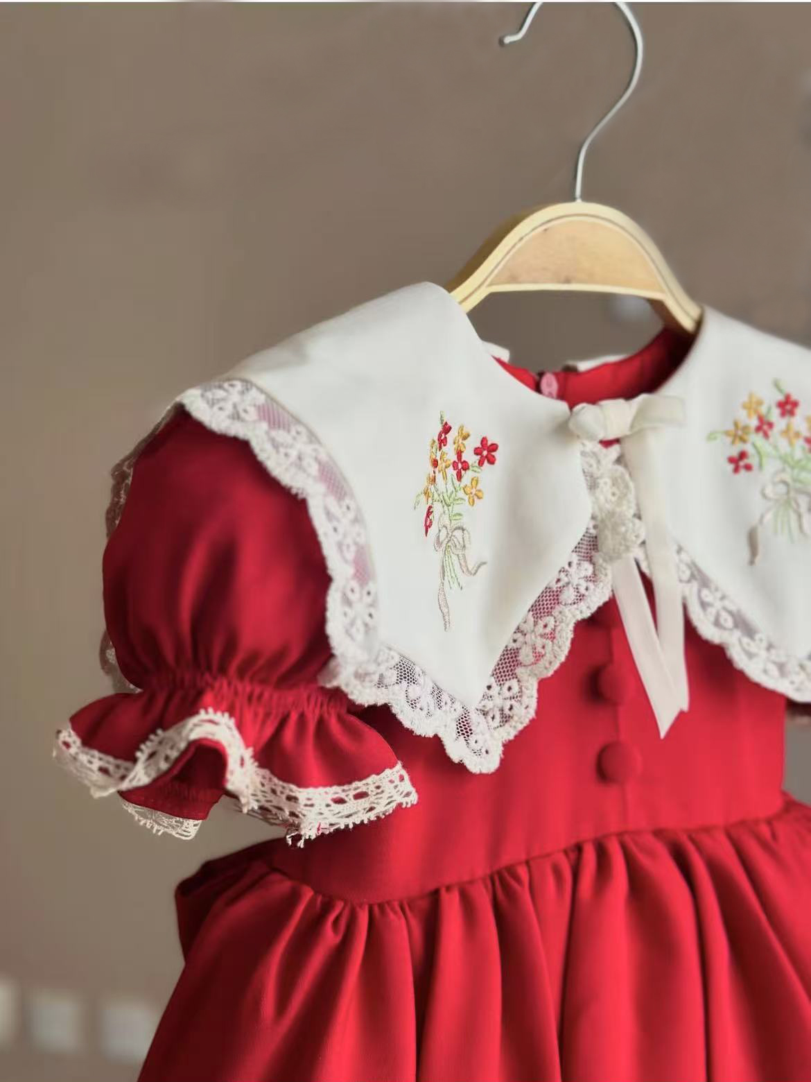 Vestido de Princesa Vintage Ve - Baby Clothing Dresser avaliação e preço
